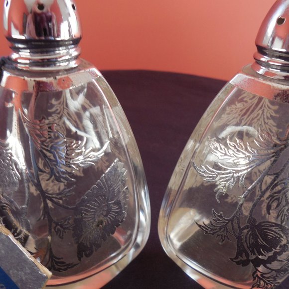 Sterling on Silver MCM Salt & Pepper - Picture 3 of 3